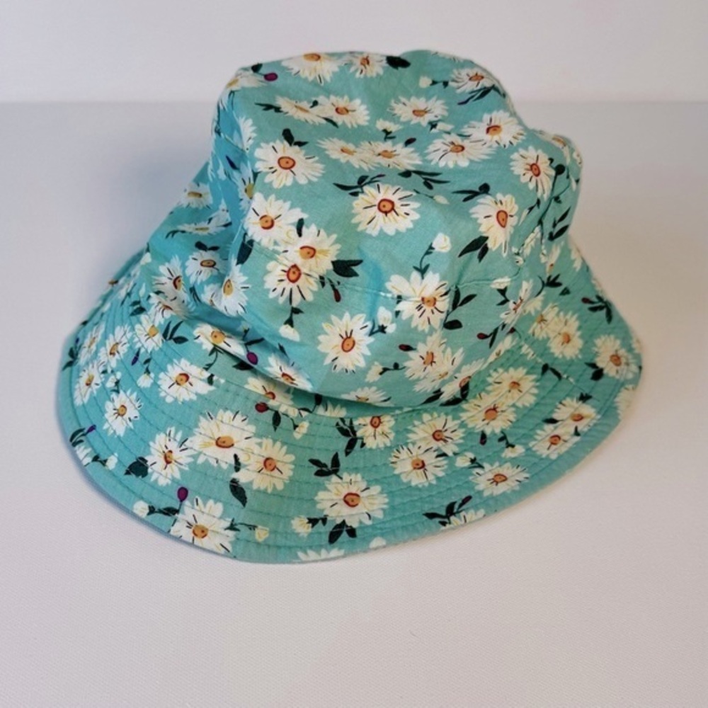 Daisy Print Teal Bucket Hat